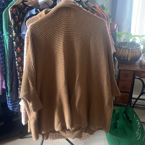 Oversized H&M sweater knit size small - Picture 4 of 4